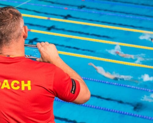 Yüzme Antrenörlerinde Olması Gereken Özellikler